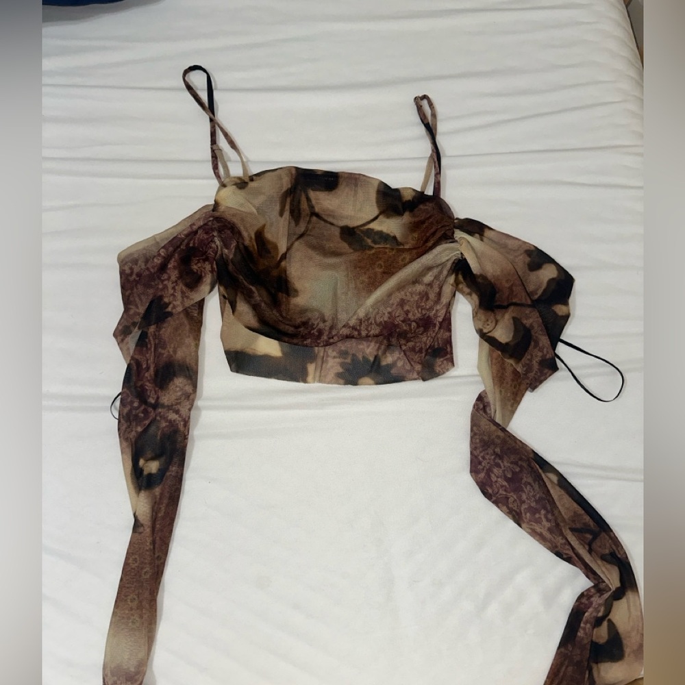 Silence + noise crop top.